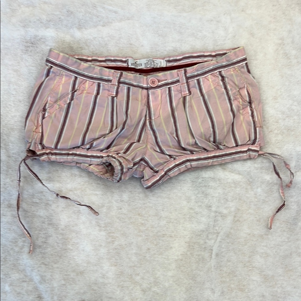 Hollister Pink Striped Women's Shorts